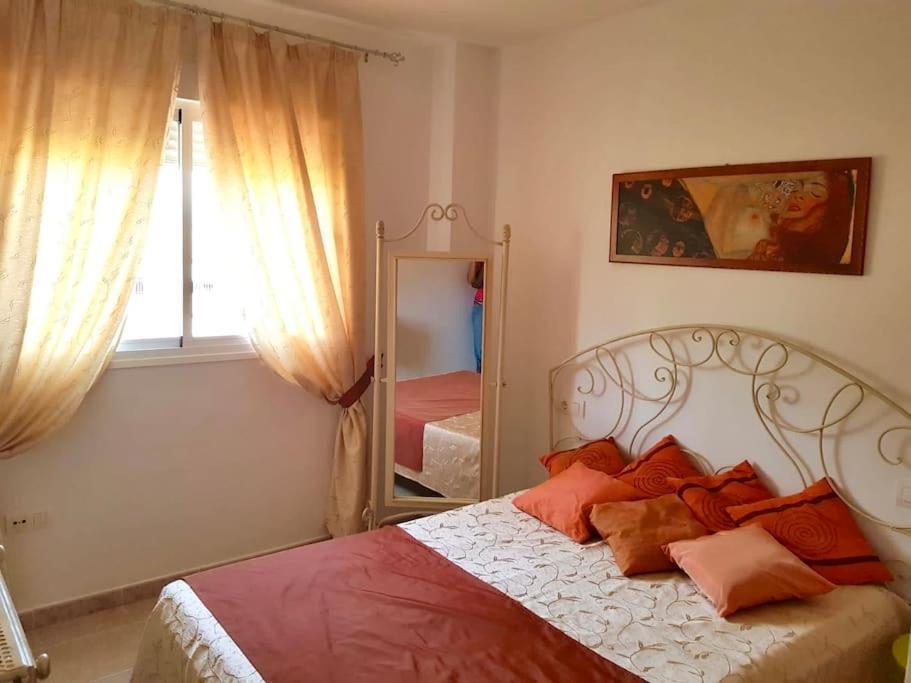 Penthouse Paradiso: 2Br Oasis In Casares Del Sol Kültér fotó